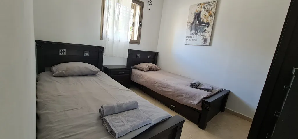 Квартира с чястном бассейном