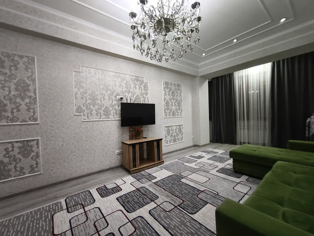 Просторная 3-комнатная квартира с современным интерьером — аренда посуточно в Бишкек