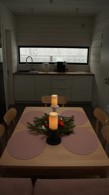 Коттедж под соснами