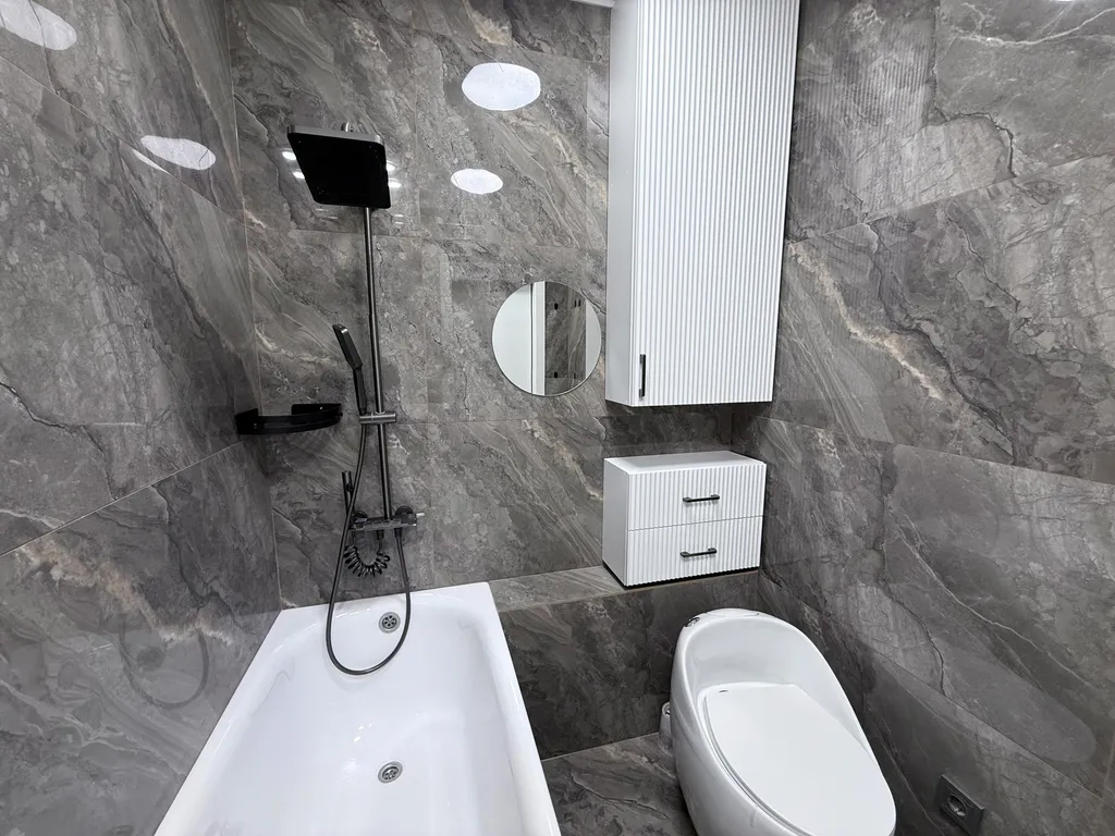 Квартира «Raimbek residence» nice view, centre of city & drinking water as gift — Алматы