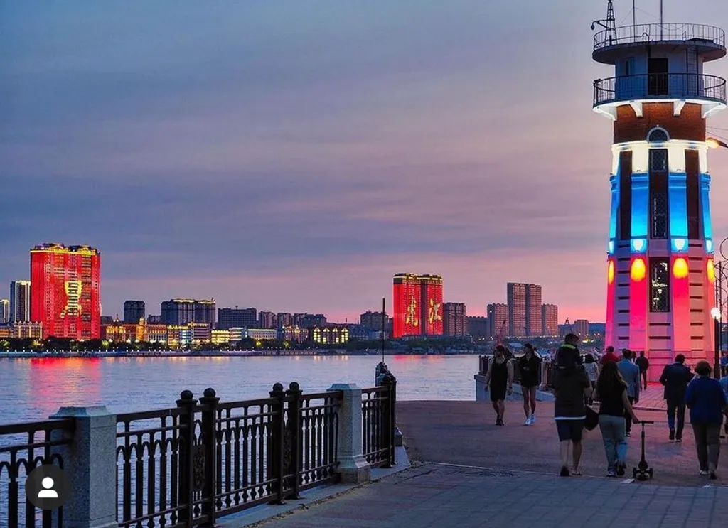 Евродвухкомнатная квартира на набережной с видом на Китай