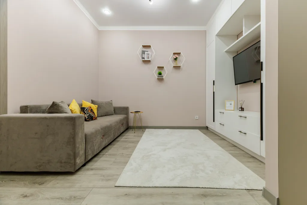 2-комнатная квартира в центре левого берега