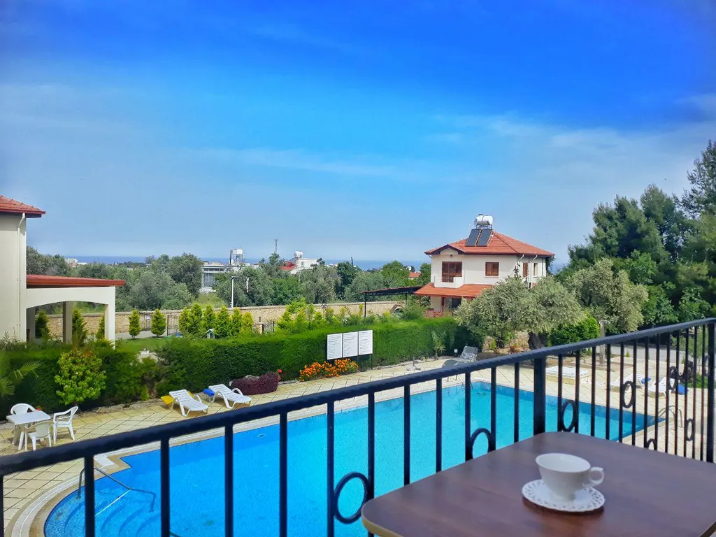 Lapta, Orchard Court 1+1