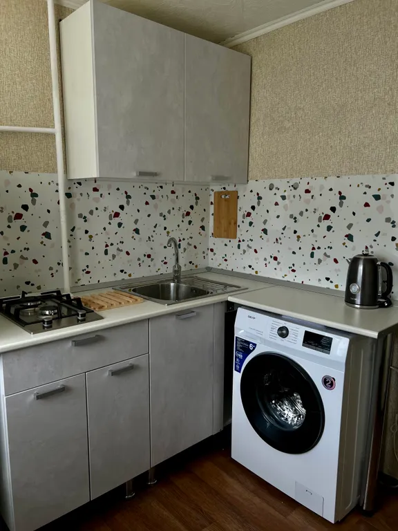 Чистая и уютная квартира на красной линии города — аренда посуточно в Горно-Алтайск