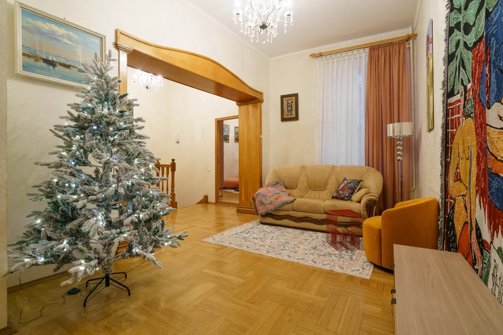 Двухэтажная квартира 100 м²с сауной в центре исторического Выборга