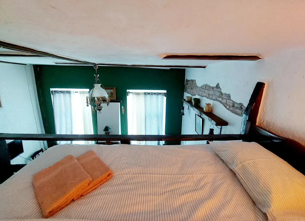 Апартаменты в средневековым стилем у Сторожевой башни