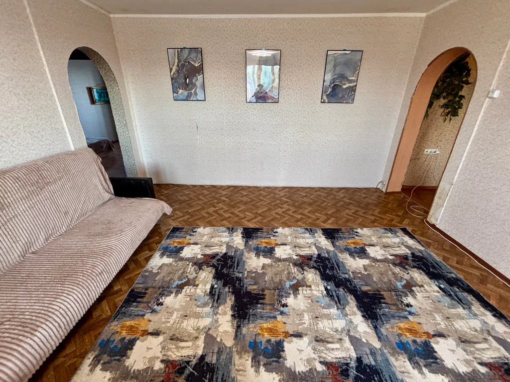 Трёхкомнатная квартира в Калининце