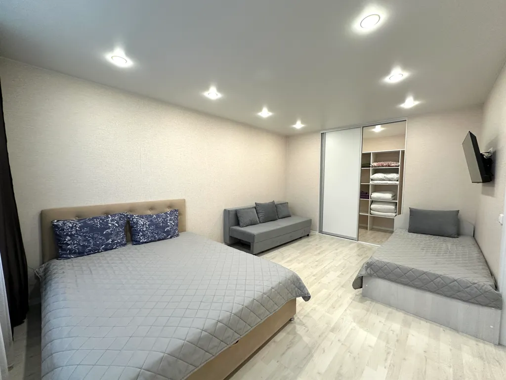 Квартира Апартаменты рядом госпиталь Мать и Дитя в новостройке — Тюмень