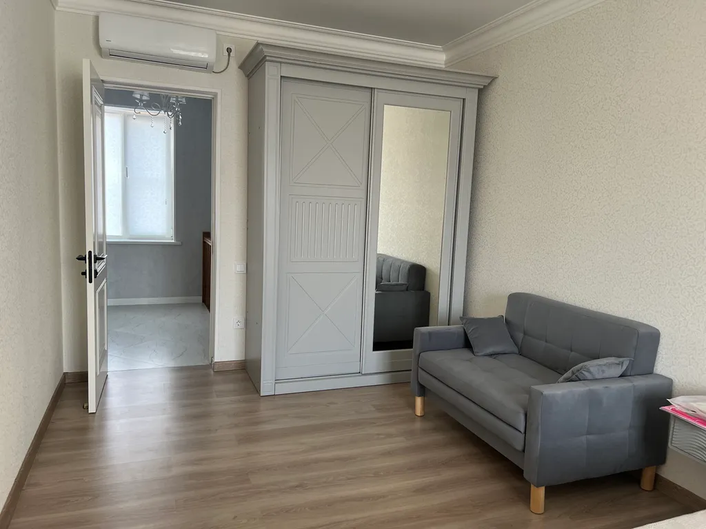 Домик на первой береговой линии