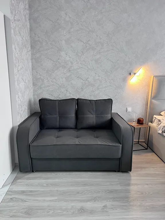 Новая чистая уютная студия в центре города