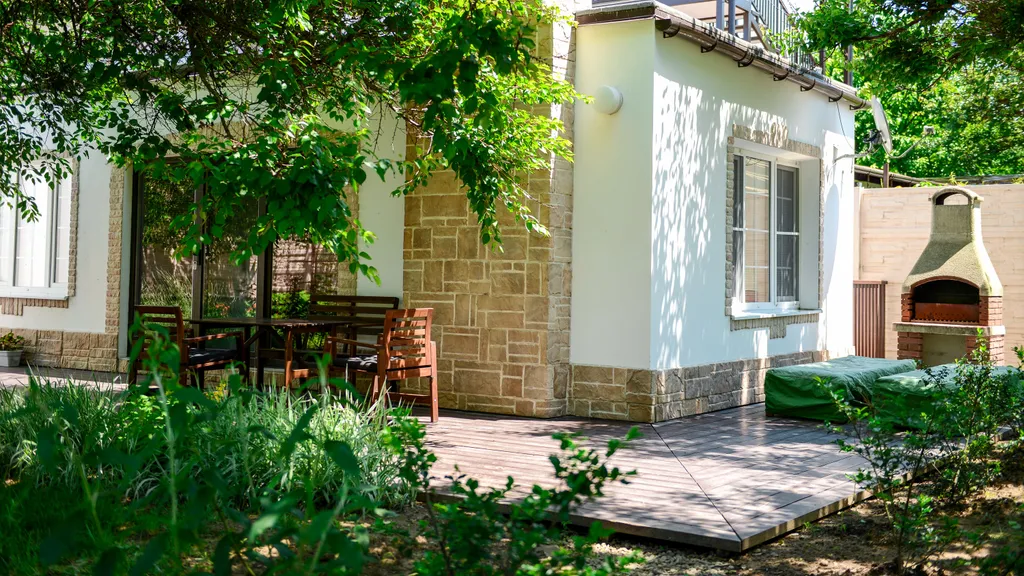 Коттедж 3-комнатный Дом — Кучугуры