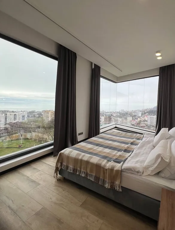 Новый стильный дом с видом на море