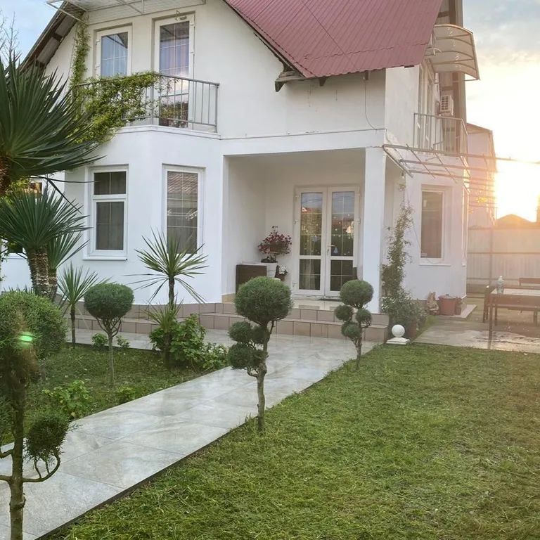 4-комнатный Дом