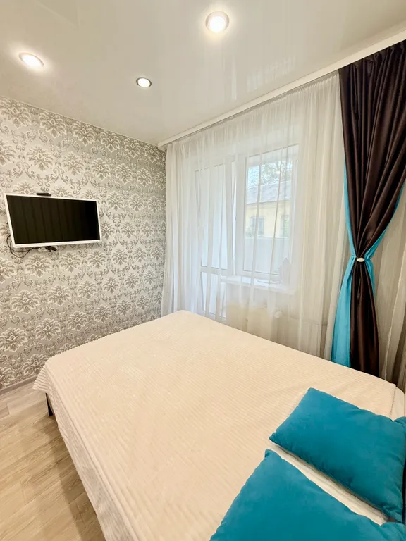 Уютная квартира-студия — аренда посуточно в Пермь