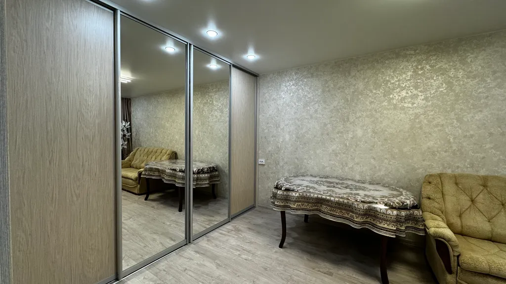 Квартира со свежим ремонтом в Ленинском районе