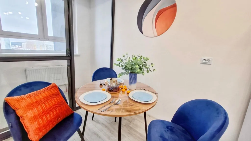 Квартира с видом на Уральские горы и реку Исеть! от 1 до 8 гостей.