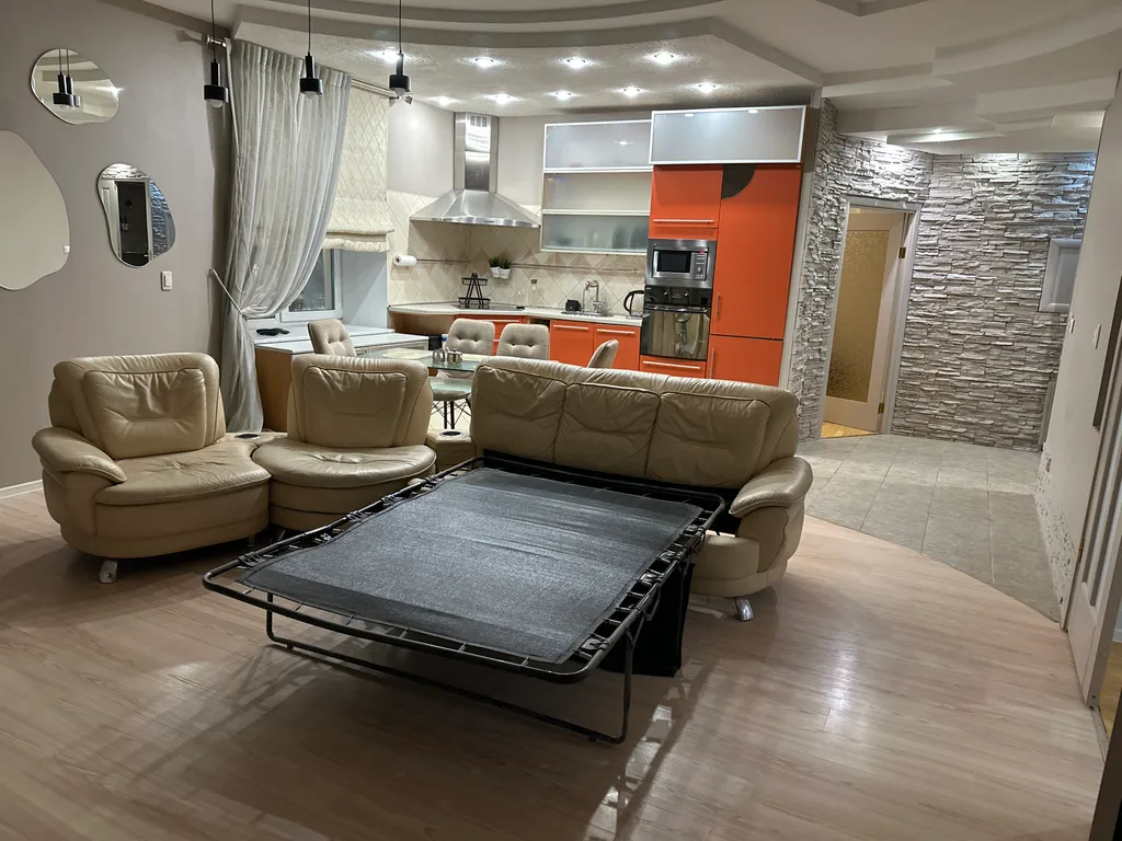 Большая  квартира в центре