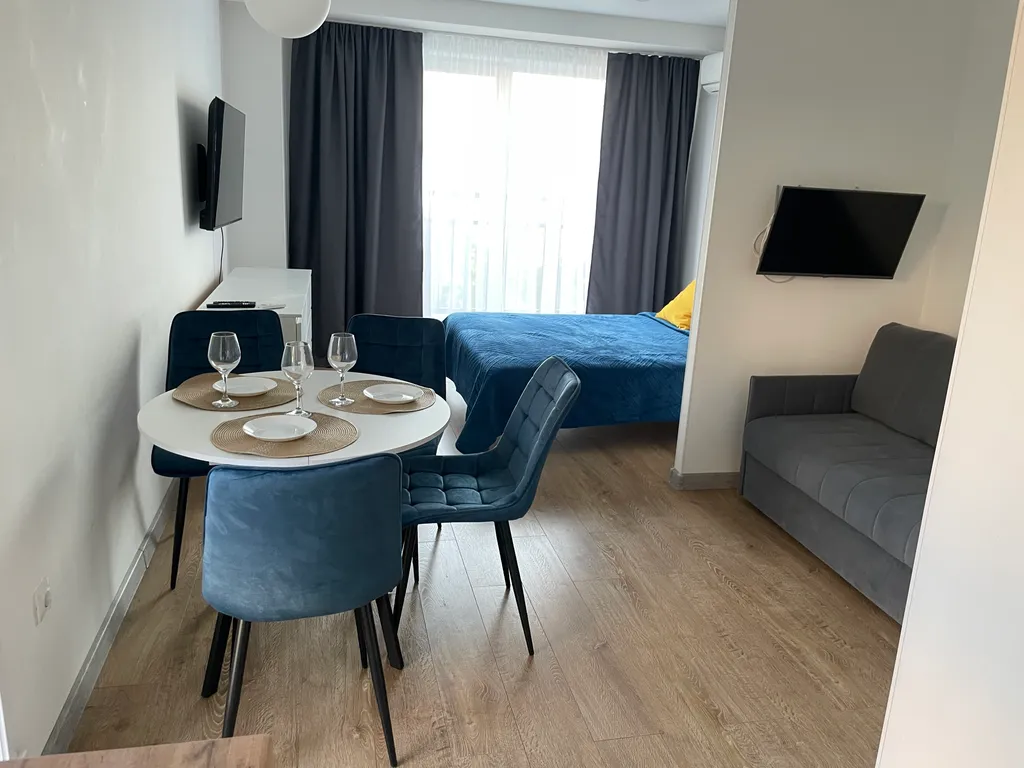 Студия с видом на море в новом доме недалеко от центра