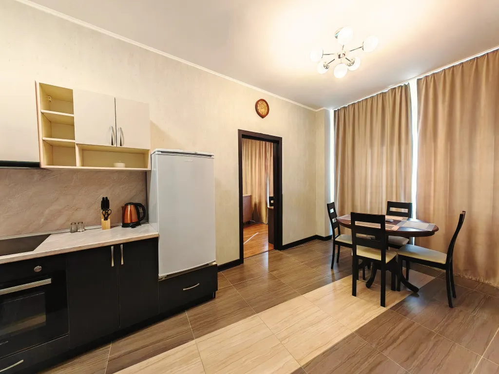 4-комнатная Квартира