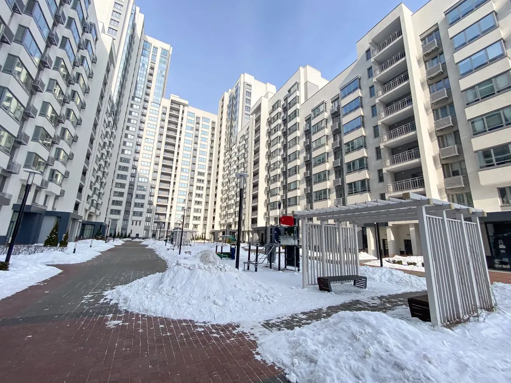 Студия с видом на Волгу