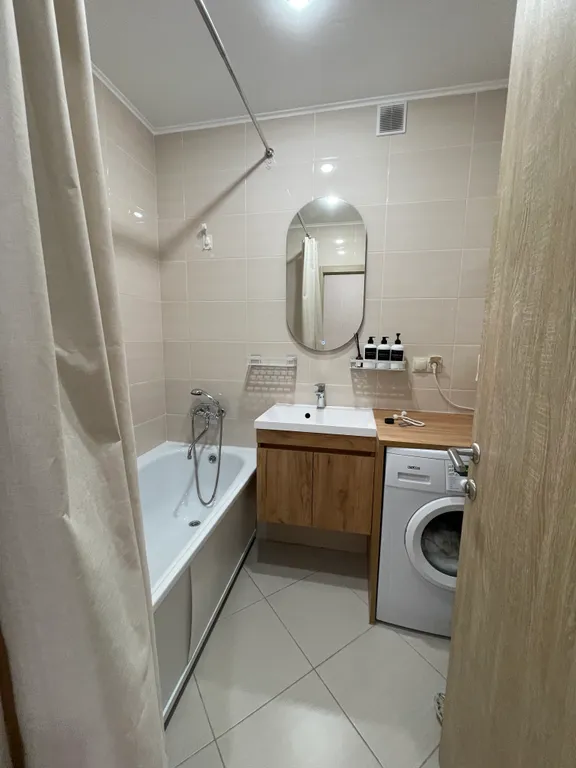 Просторная квартира с лоджией в центре курорта Завидово