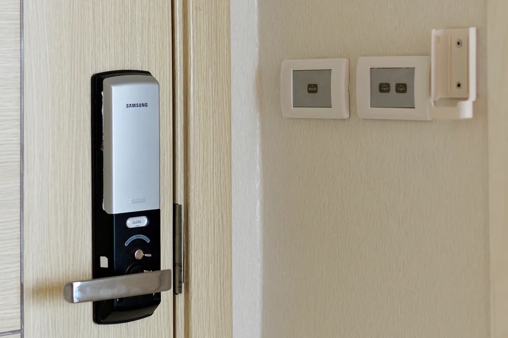 Премиальные двухкомнатные апартаменты с раздвижной стеной