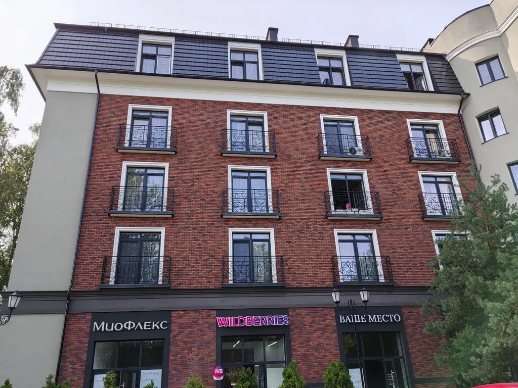 Новые двухкомнатные апартаменты West Wave рядом с бассейнами Баден СПА