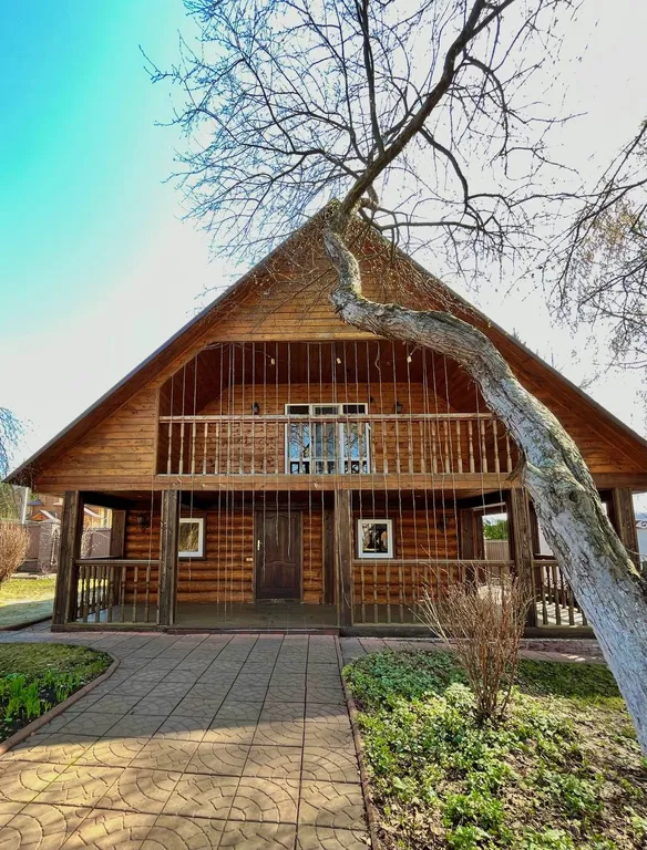 Этно-юрта в усадьбе Золотой лев