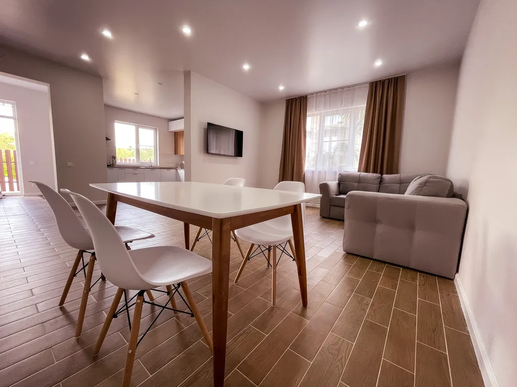 Коттедж Дом в 300 метрах от моря — Беранда