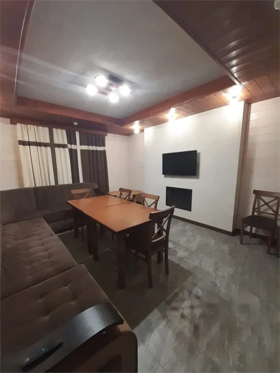 7-комнатный Дом