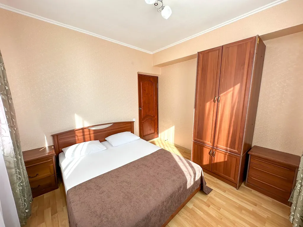 Квартира 3-комнатная Квартира — Адлер