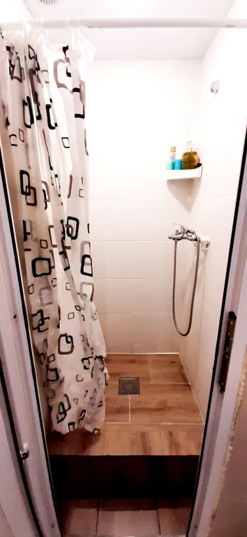 Апартаменты с общим санузлом и общей кухней