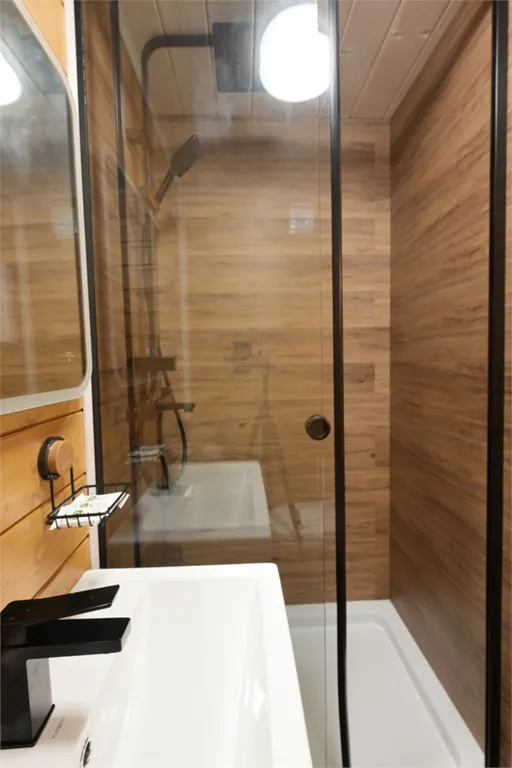 Коттедж 2-комнатный Дом — Казань