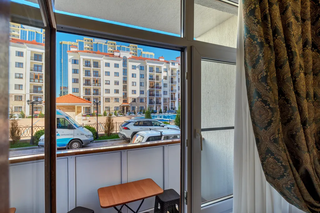 Квартира Квартира Апартамент с бассейном Изумрудный город — Геленджик