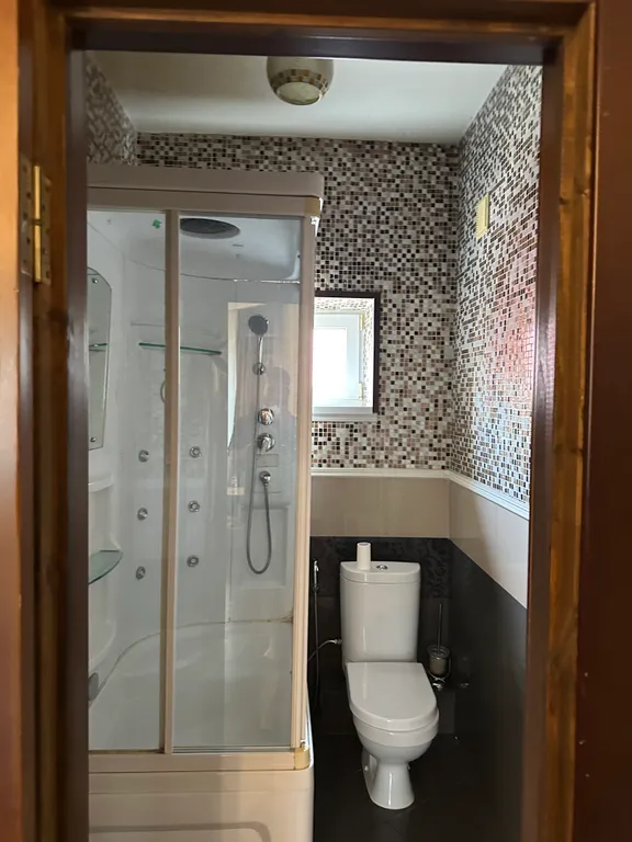 Сдается 3-х этажный дом