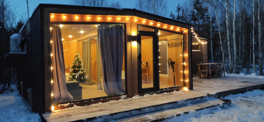 Коттедж Домик в лесу — аренда посуточно в Тюмень