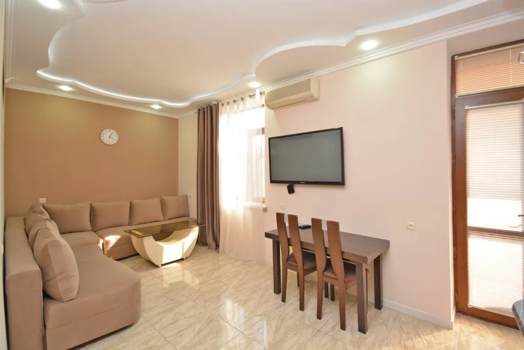 Уютная двухкомнатная квартира в центре города