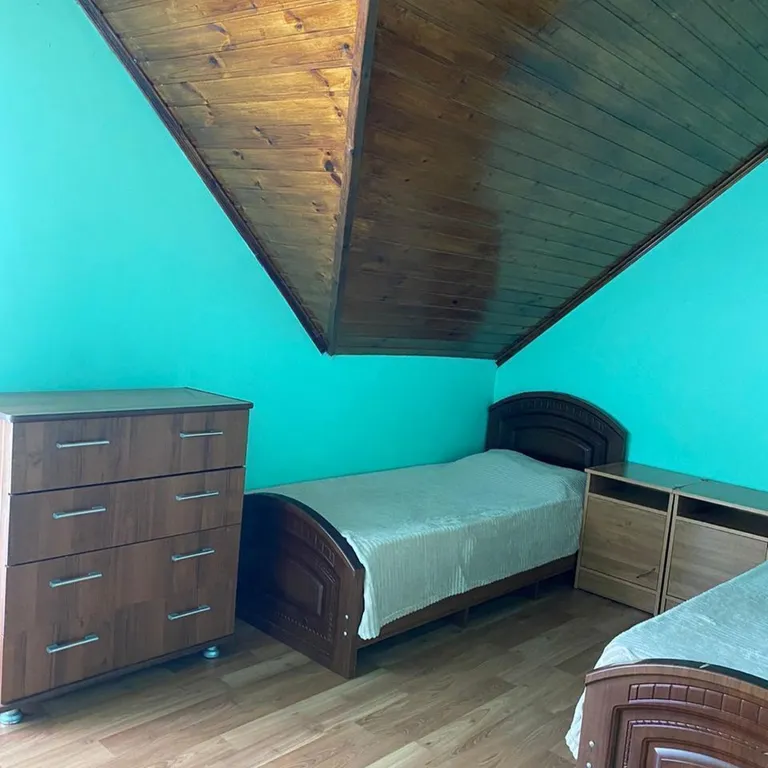 4-комнатный Дом