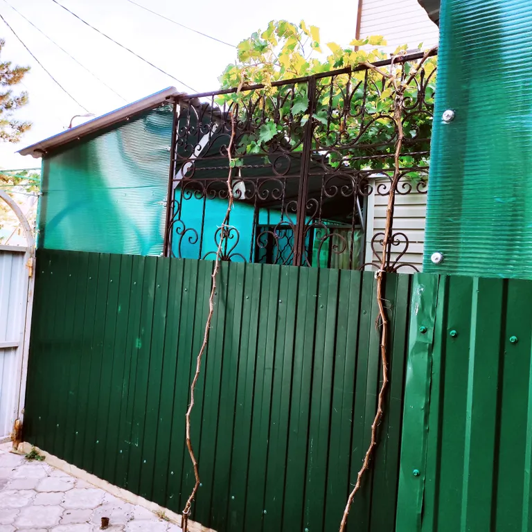 Коттедж Летний домик с удобствами — Анапа