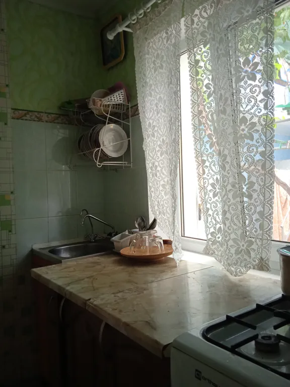 Уютный дворик вблизи моря