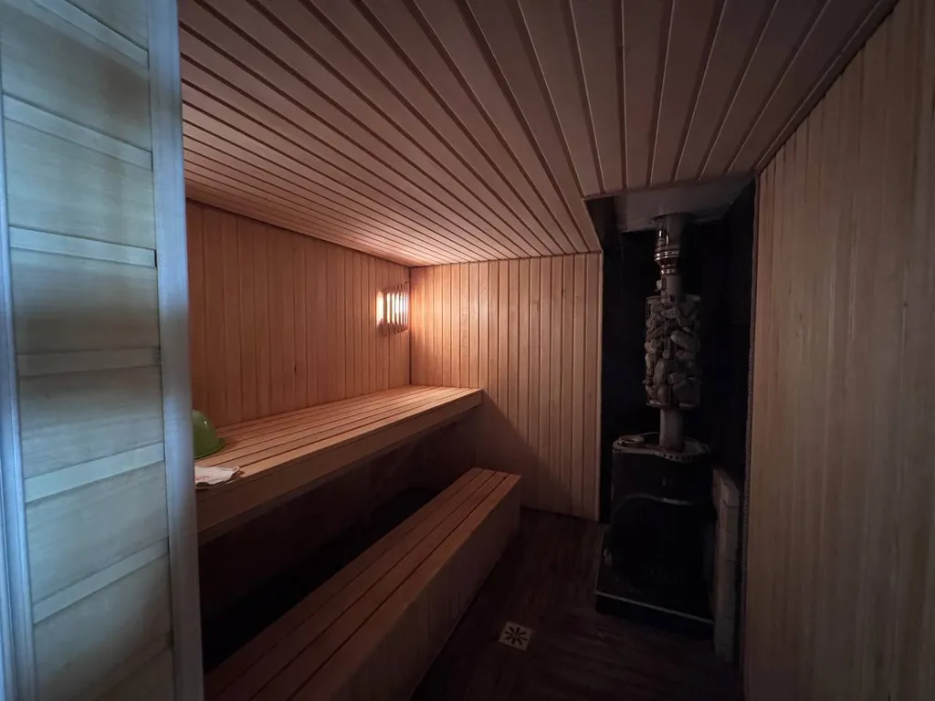 Домик в лесу, 70 километров от МКАД по Киевскому шоссе