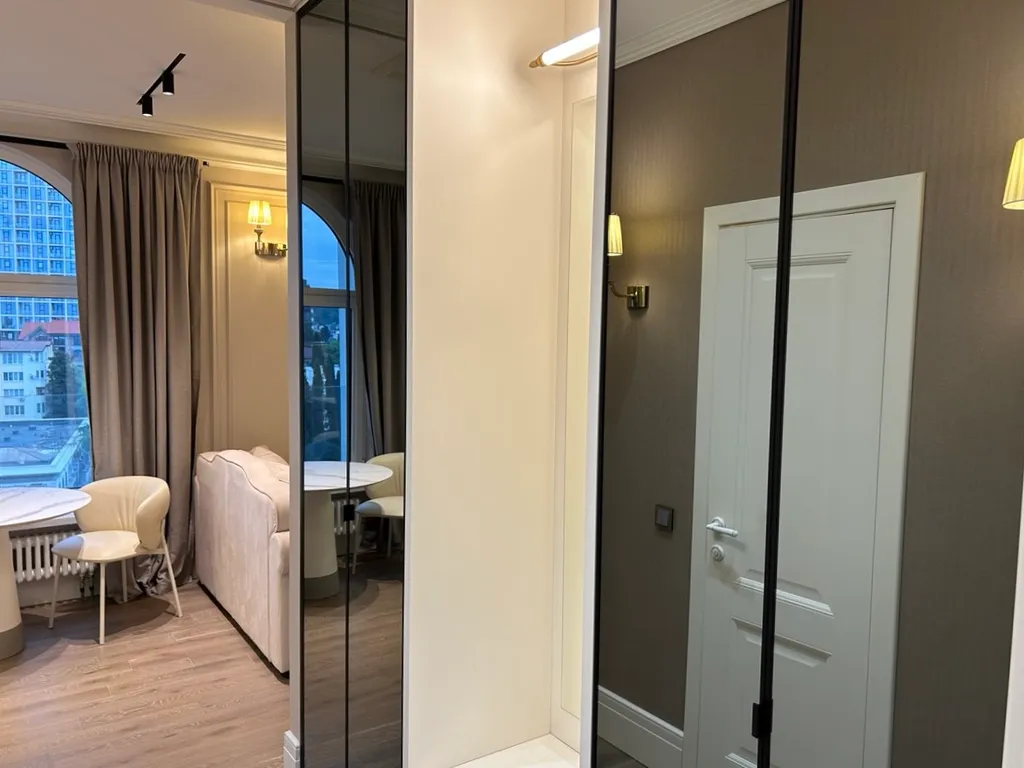 Квартира у Дендрария - море 7 мин.