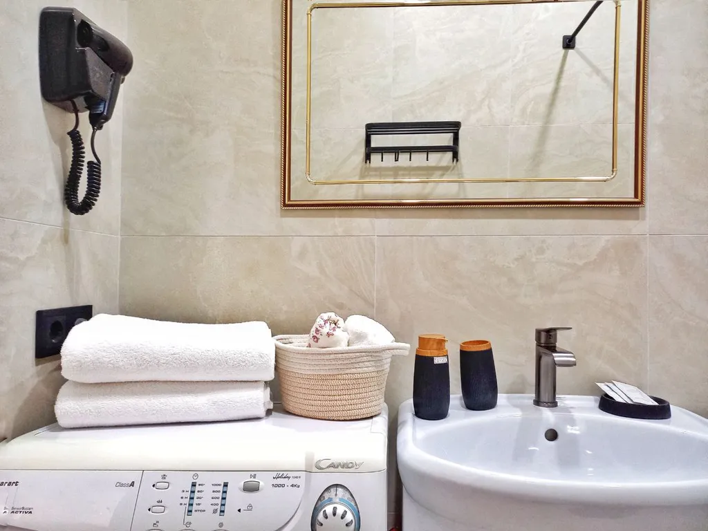 Комфортный семейный номер-студия с видом на горы