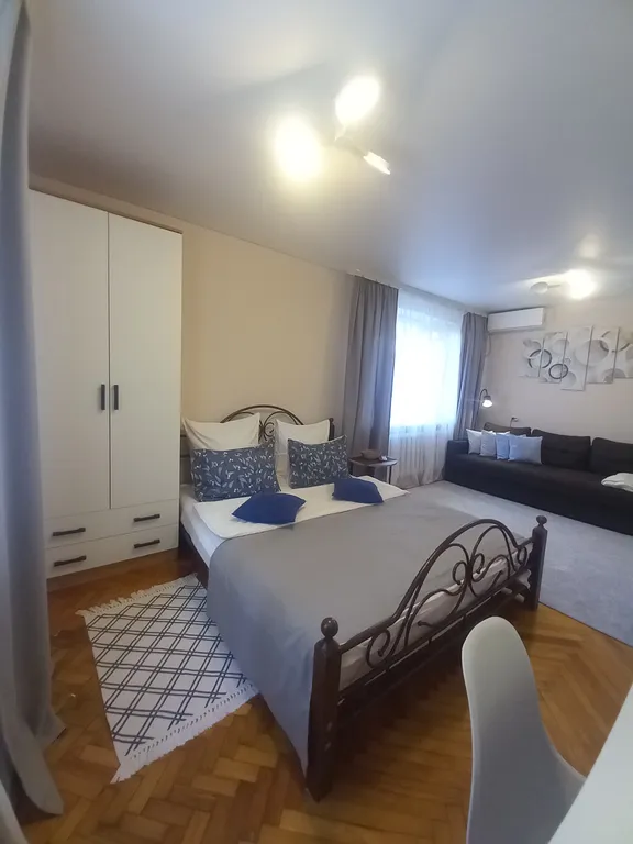 Чистая уютная квартира с новым ремонтом в самом центре города