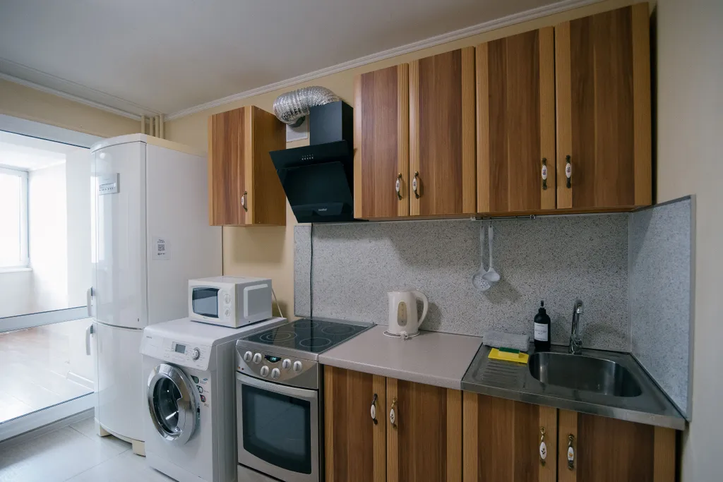 Большая квартира рядом с ЖД Институтом