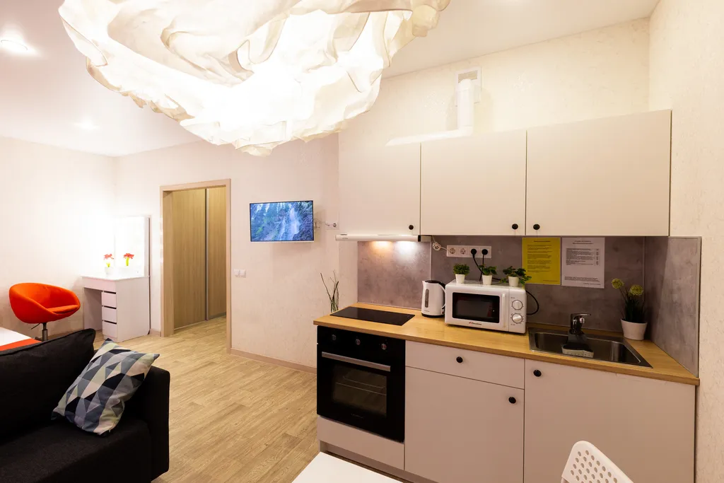 У нас уютно и гостеприимно, рядом с ТРЦ Планета, ждем вас