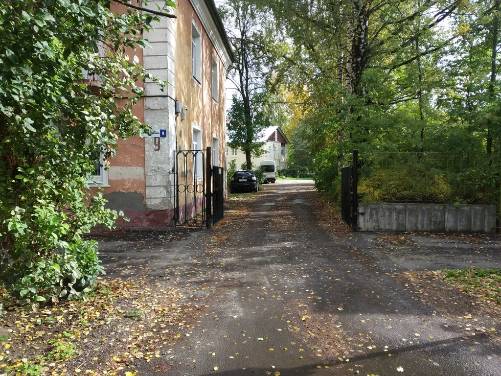 Квартира Квартира в центре с отдельным входом и своей парковкой под окном — Ярославль