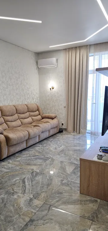 Стильная квартира на берегу