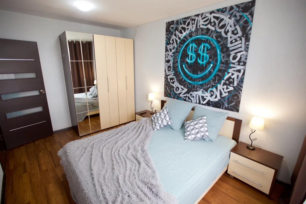 Квартира Квартира Стильная студия у ТРЦ Планета для 6 гостей — Красноярск