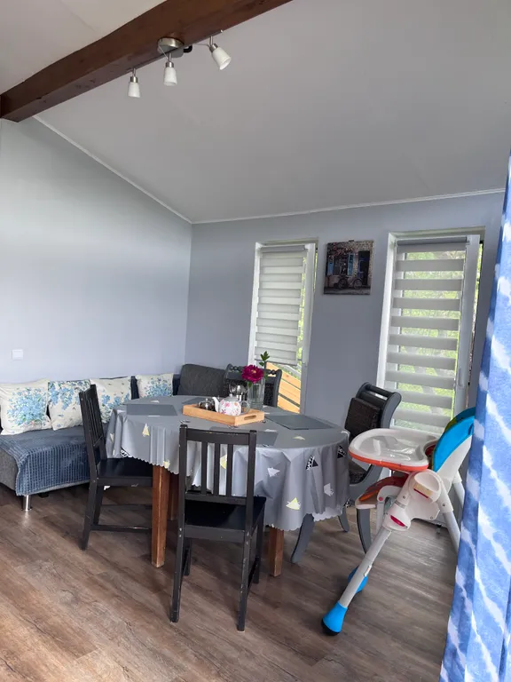 Дом-шале Пригорье с панорамными окнами и видом на горы